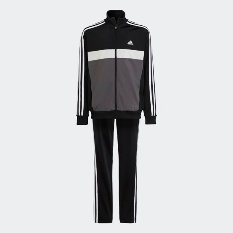 Conjunto-Essentials-Tiberio---0