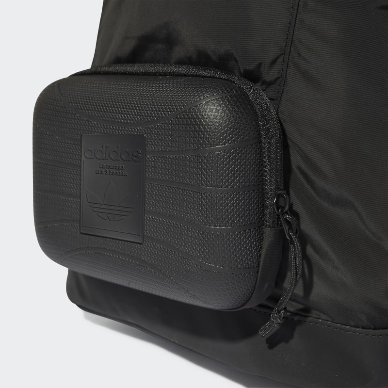 Mochila-Adidas-SST---5