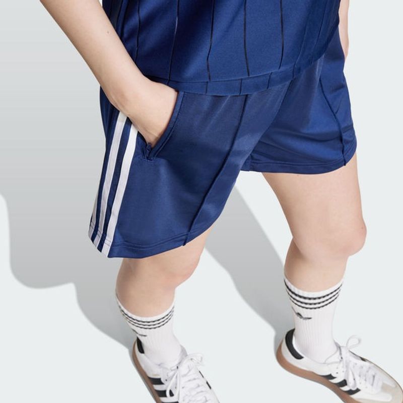 ADIDAS-FIREBIRD-SHORT---4